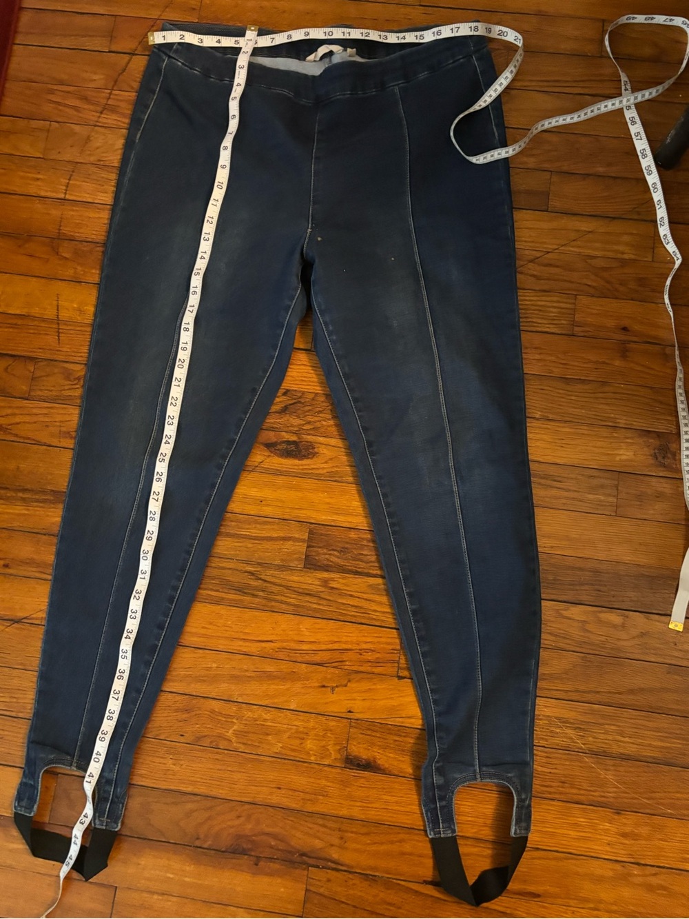 Soft Surroundings Women’s Navy Blue Stirrup Jeans